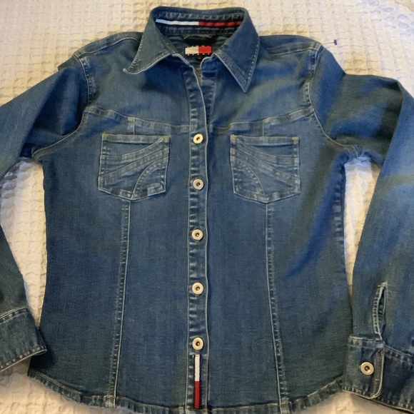 Tommy Hilfiger blue washed denim shirt/ jacket Size Medium - Picture 4 of 14